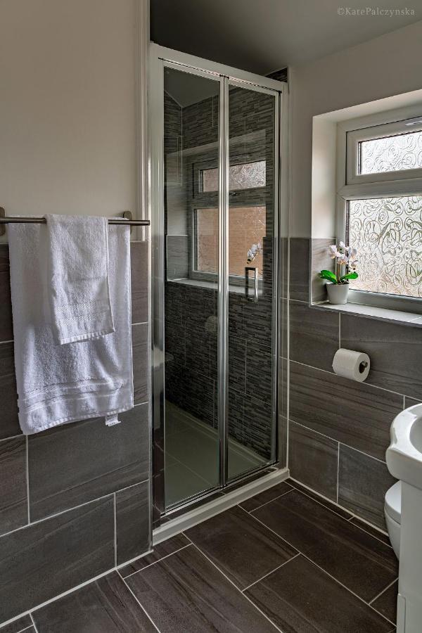 Like Your Own Private Luton (Bedfordshire)