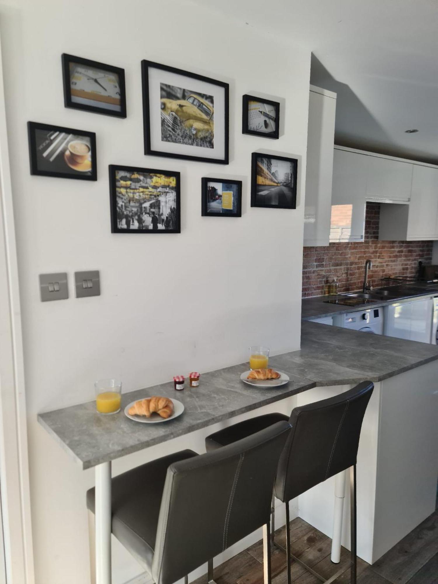 Apartment Like Your Own Private *